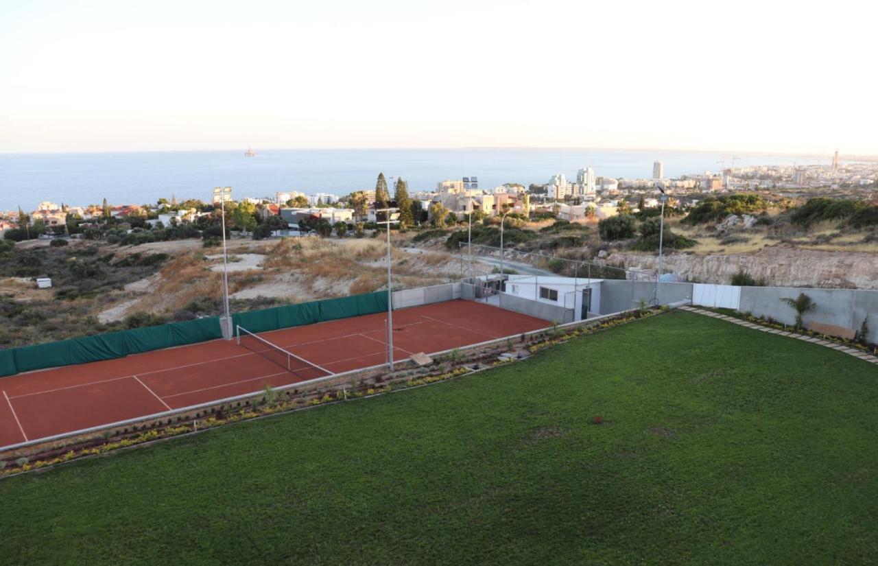 Yellow Studio Brand New Limassol Exterior foto